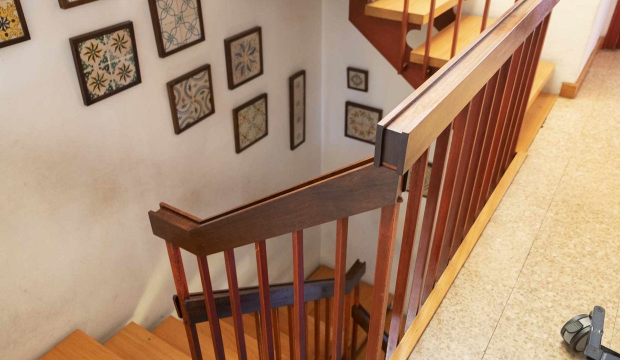escales-interior-primer-pis_1